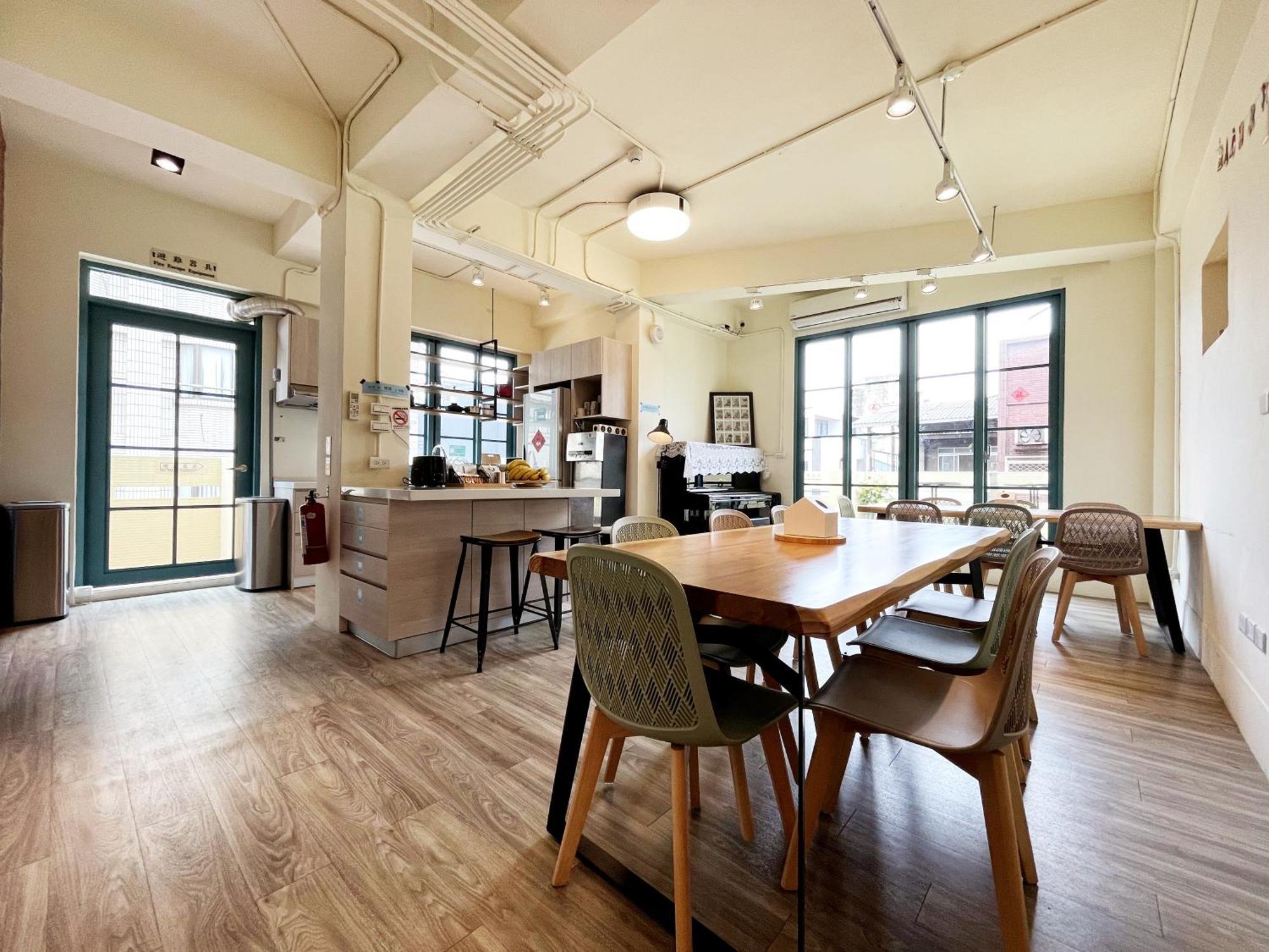 Funtime Hostel Chiayi Eksteriør billede