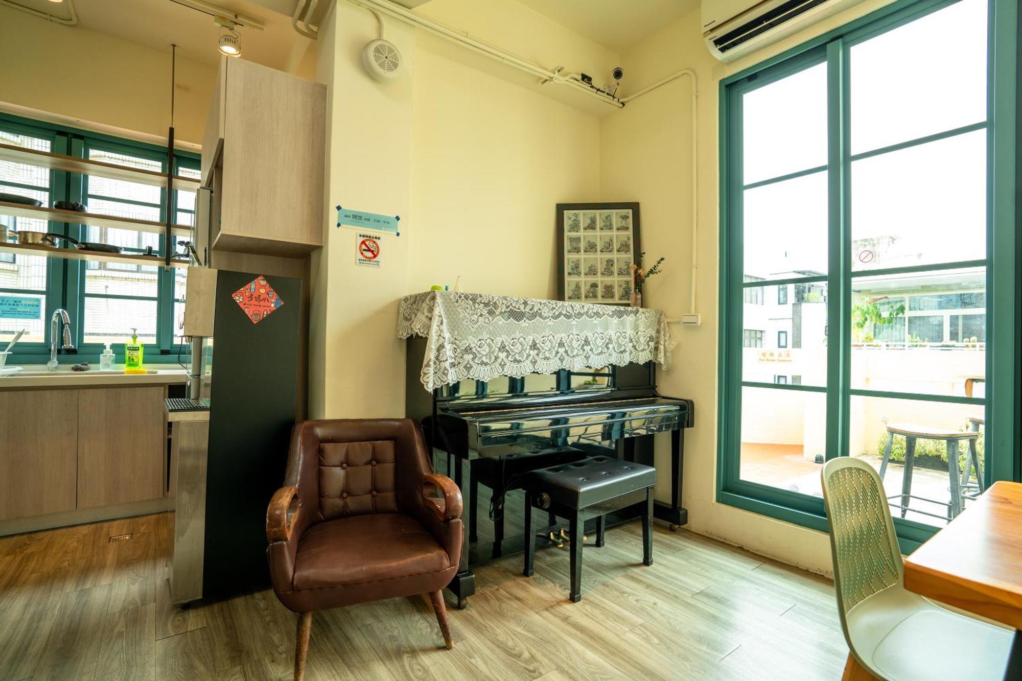 Funtime Hostel Chiayi Eksteriør billede